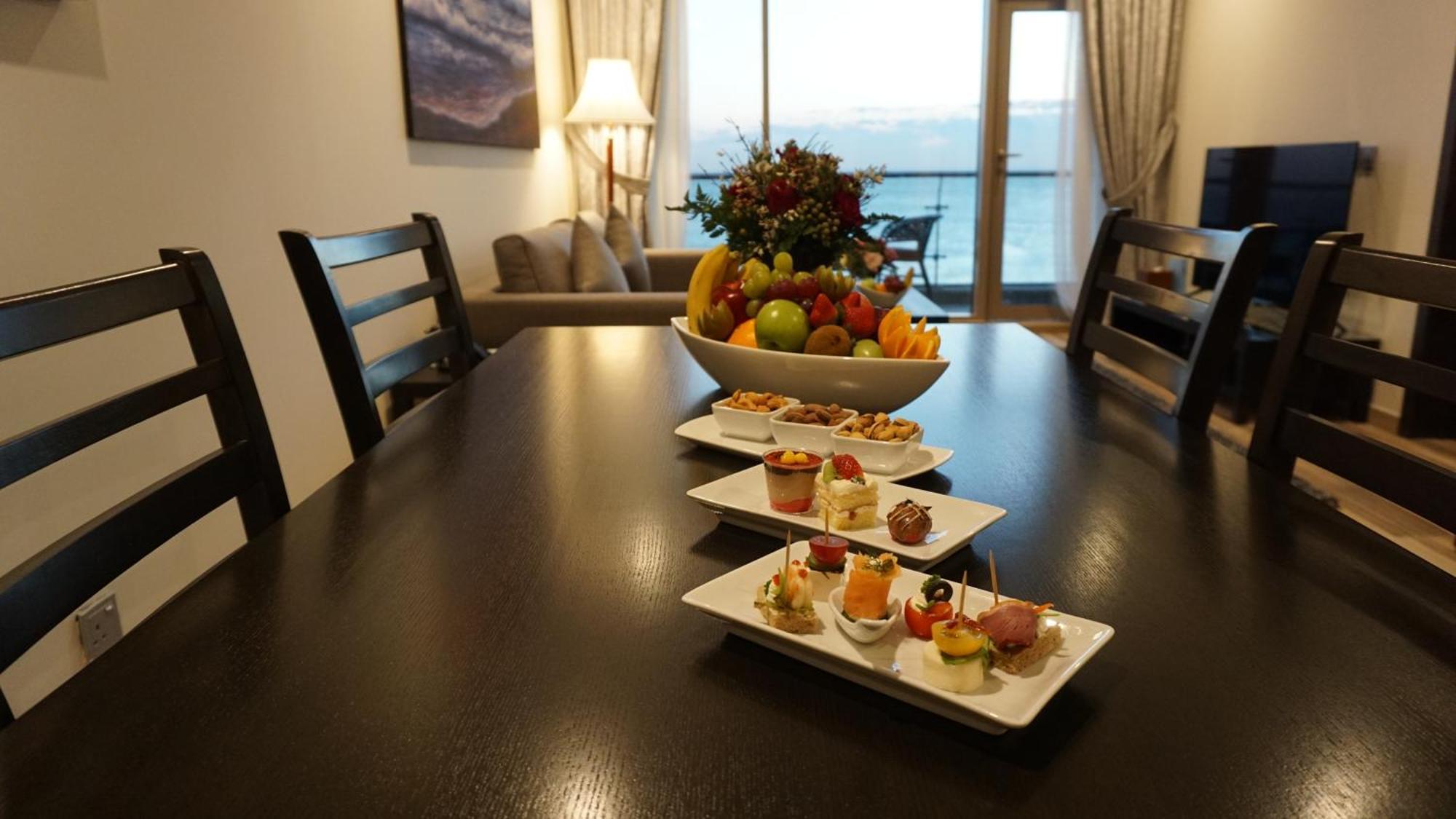 Al Kout Beach Hotel Kuwait City ภายนอก รูปภาพ