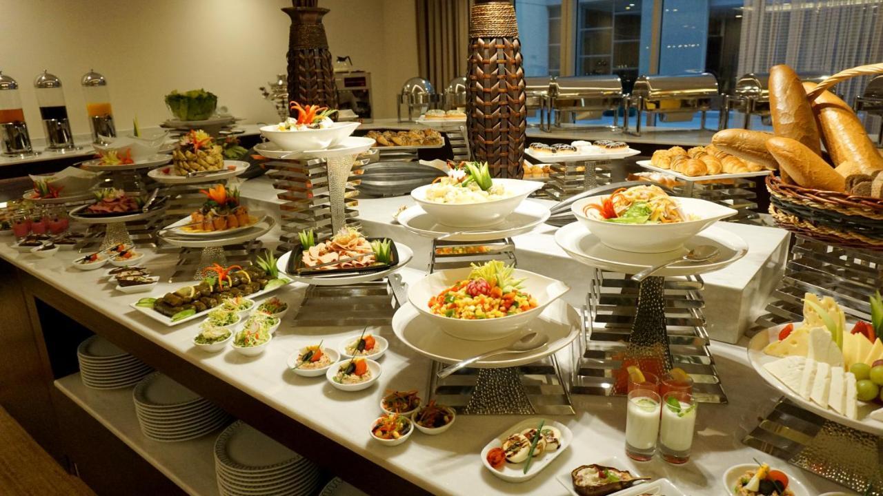 Al Kout Beach Hotel Kuwait City ภายนอก รูปภาพ